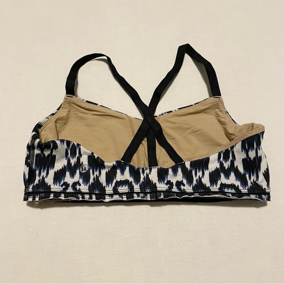 Lululemon Sports Bra Womens Size 8 - Picture 16 of 16